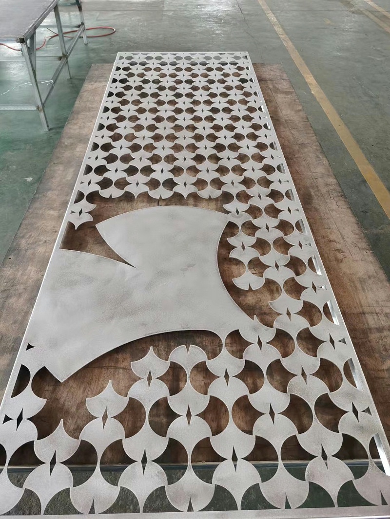 雕花鋁單板